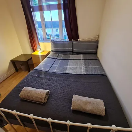 4 Cosy Bedrooms Near Airport & 7people 都柏林